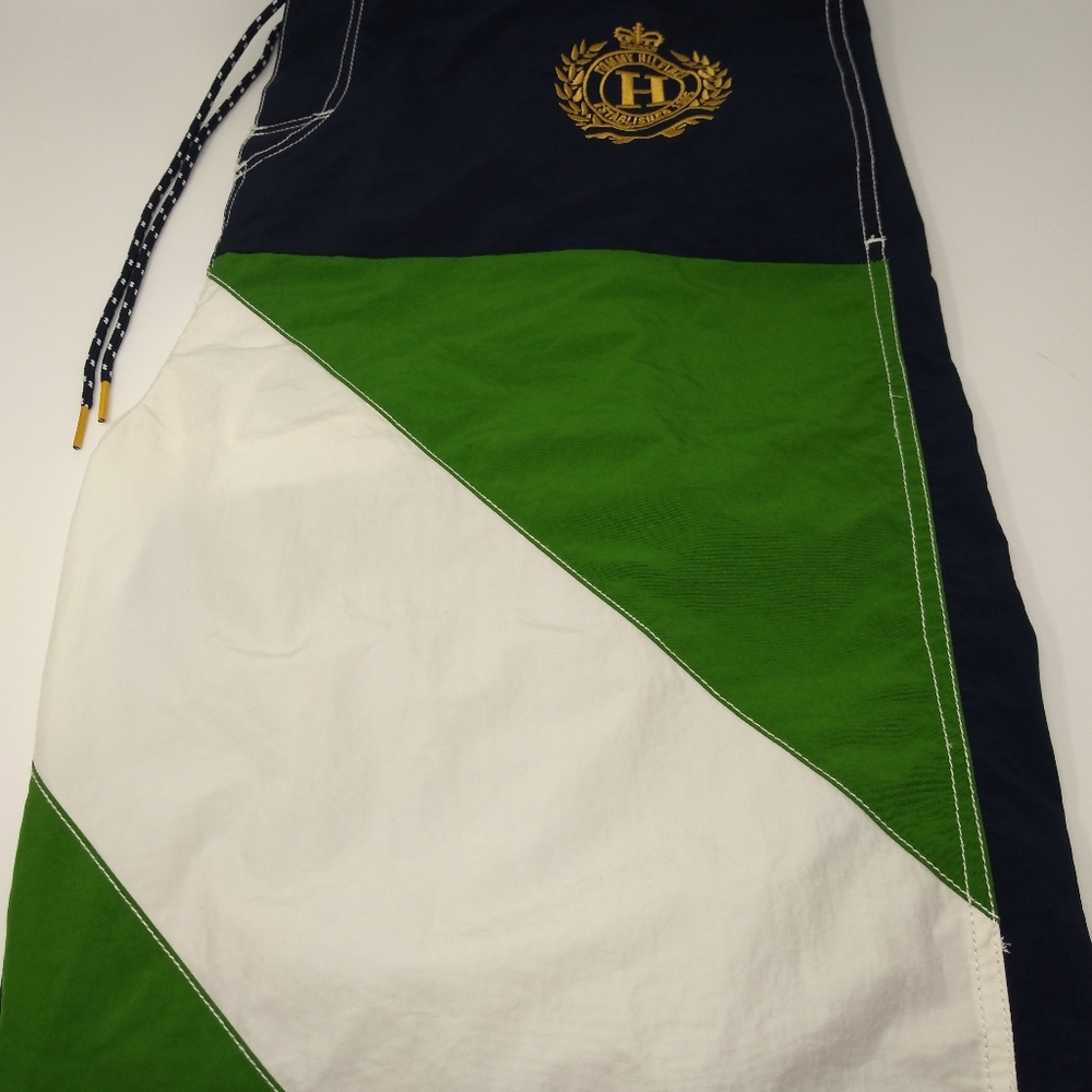 Tommy Hilfiger Board Shorts NWOT - Picture 5 of 16
